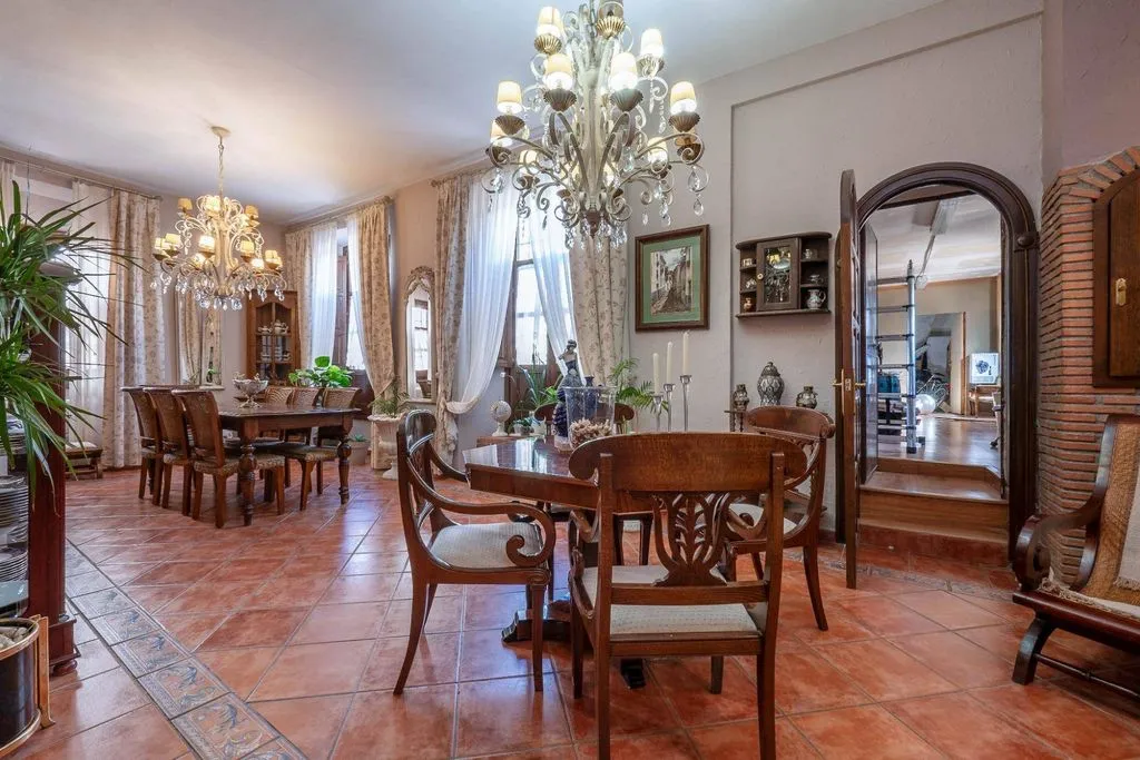 Dining Room - Historic Palatial House with Pool in Ogíjares