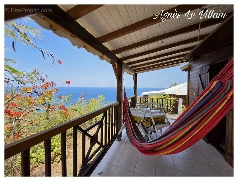 Terrasse - Maisonnette T2 Vue Mer avec Piscine en Copropriété