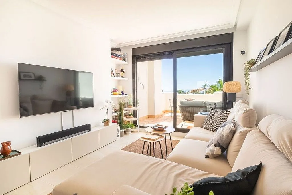 Elutuba - Penthouse with Sea View in Estepona