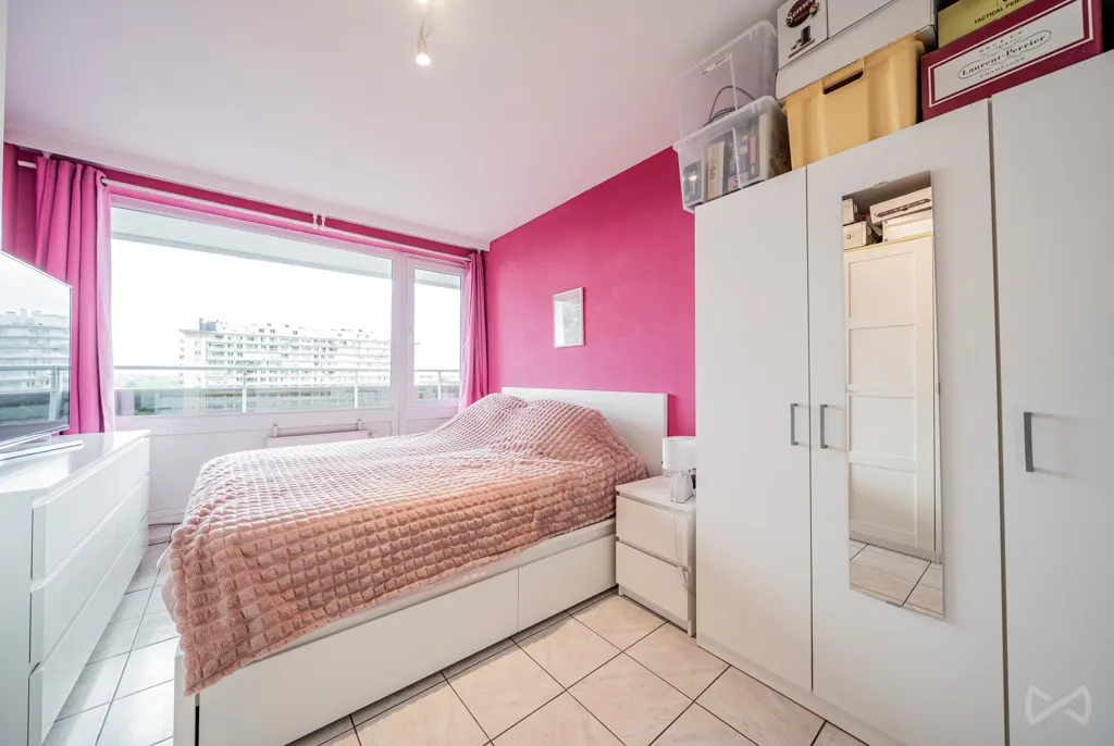 Magamistoad - Bright Apartment with Balcony on Marius Renard