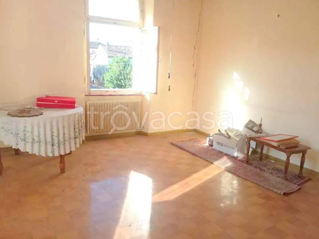 Söögituba - Villa for Renovation with Garden in Cormons