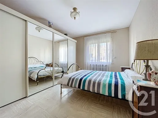 Chambres - Villa Rénovée avec Atelier à Bagnols-sur-Cèze
