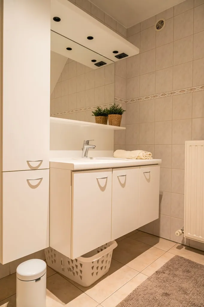 Vannitoad - Apartment with Terrace in Balen