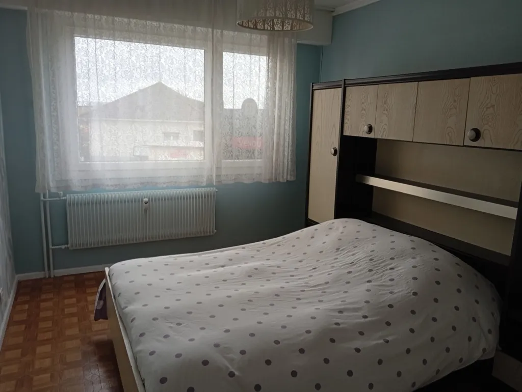 Chambres - Appartement avec jardin collectif à Bavilliers