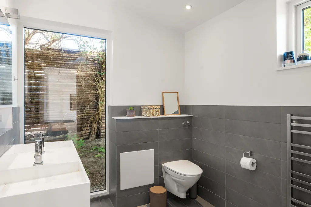 Salles de bain - Maison 8 pièces à Gentofte