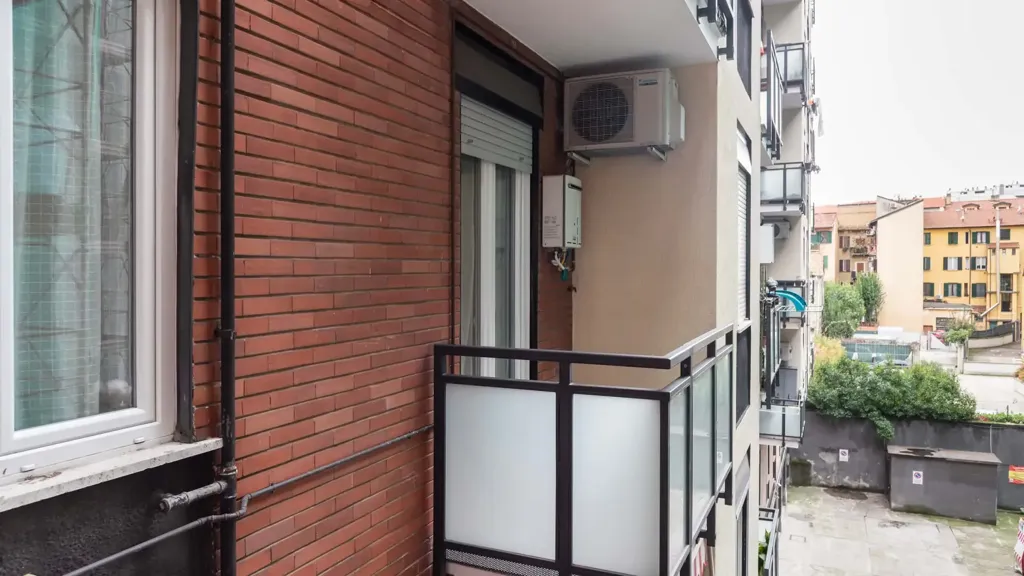 Balcon - Modern Flat with Balcony in Milan