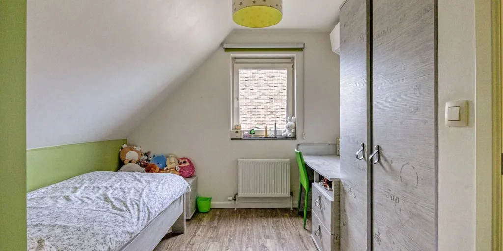 Magamistoad - Modern Semi-Open House with Garden in Borchtlombeek