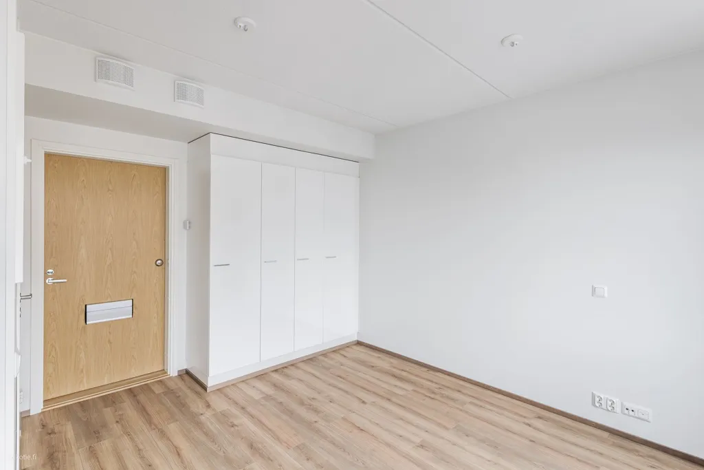 Chambres - 1-Bedroom Flat with French Balcony in Vantaa