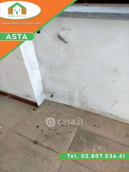 Ingresso - Three-Bedroom Apartment with Balcony in Palestro