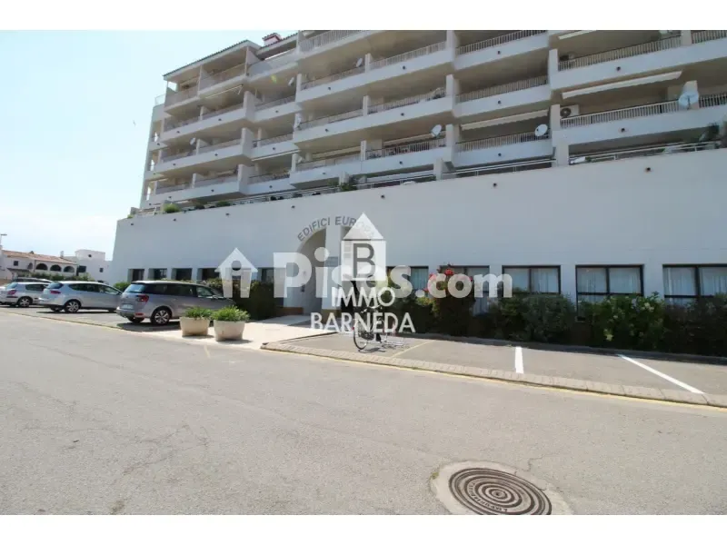 Välivaade - Reformed Apartment with Sea View in Port Grec