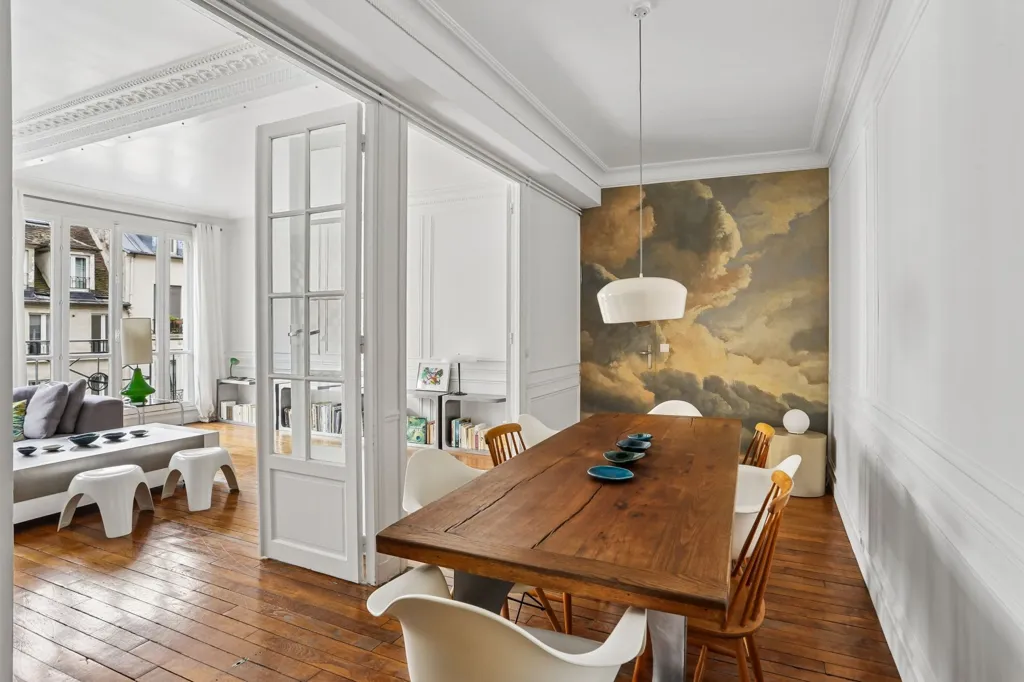Salle à manger - Appartement Luxe avec 4 Chambres à Paris 10ème