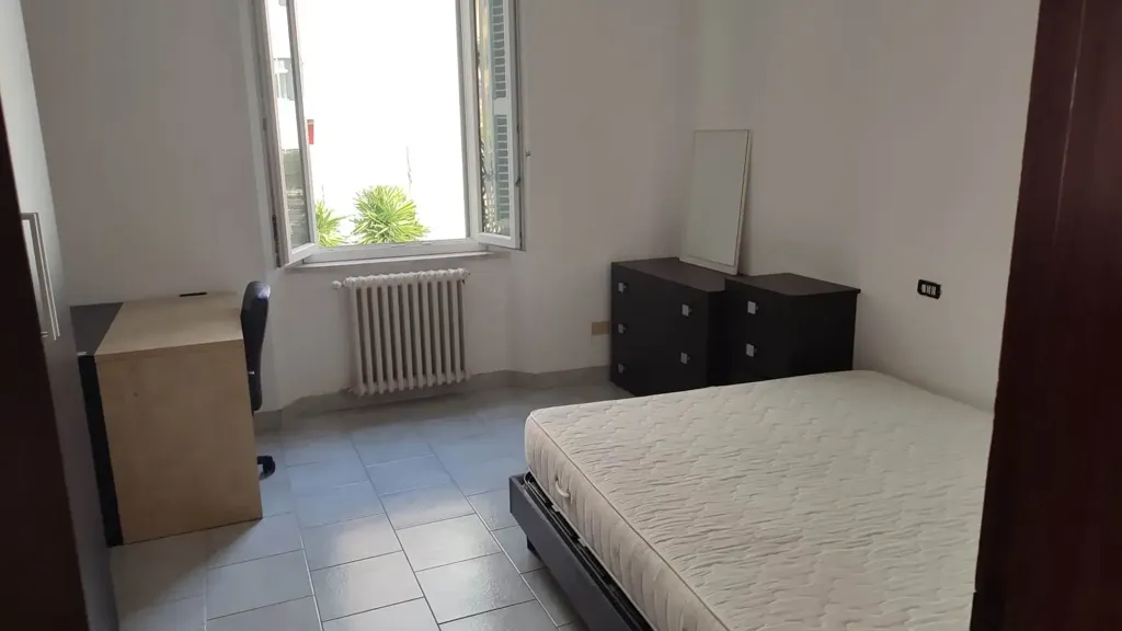 Chambres - Four-Room Apartment with Balcony in Ancona