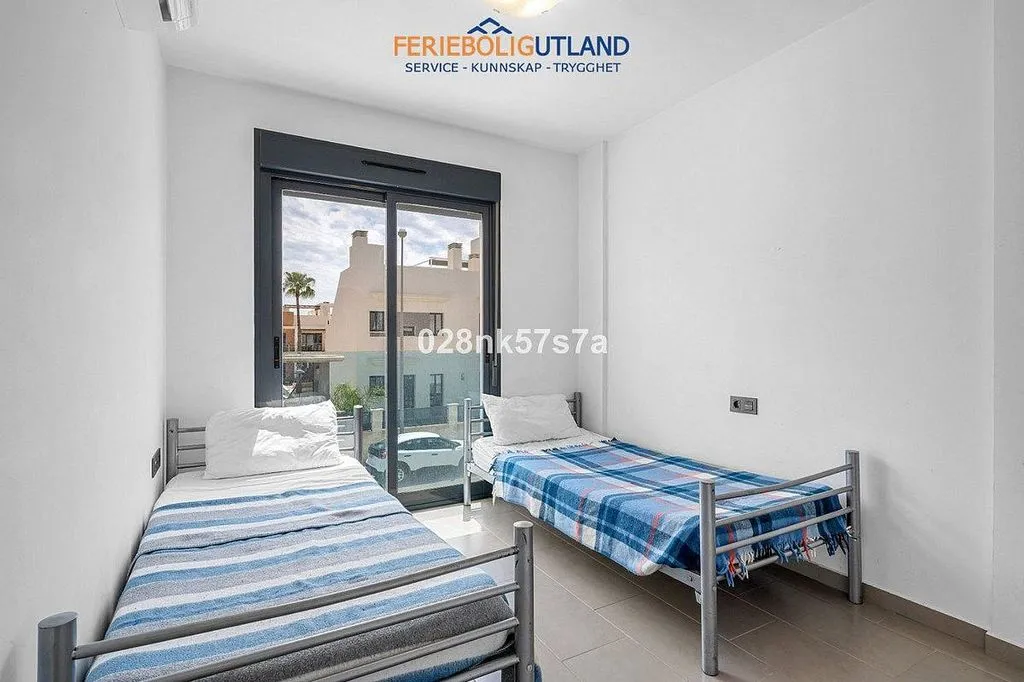 Chambres - T2 Apartment with Pool in Cabo Roig