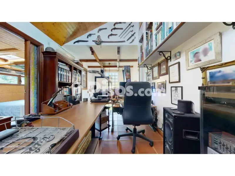 Office - Independent Villa with Private Pool in Gueñes