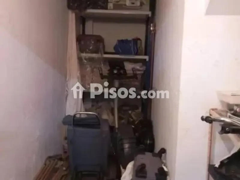 Lavanderia - City Centre Apartment with Balcony