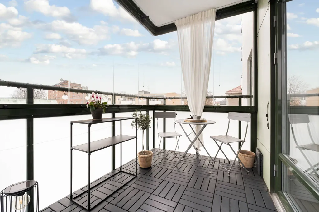 Rõdu - Modern Flat with Balcony in Dagny, Borlänge