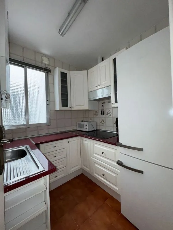 Köök - Amueblado Flat with Balcony in Nuevos Ministerios