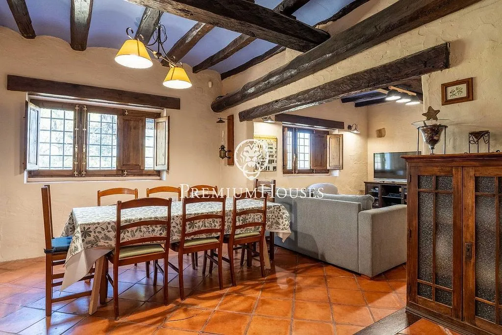 Söögituba - Luxury Farmhouse with Pool near Catllar