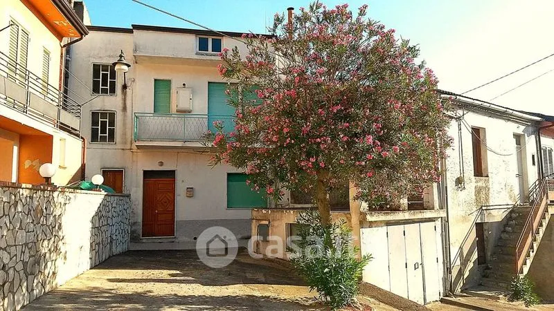 Extérieur - Semi-Independent House with Garden in Scandale