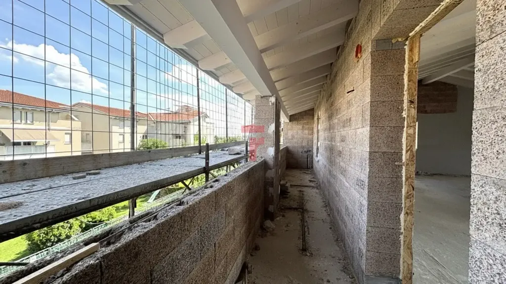 Balcony - Modern Penthouse with Large Terrace in Polverara