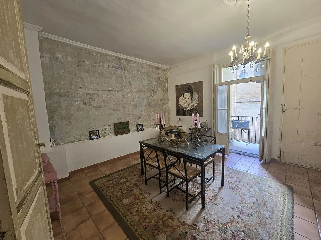Sala da pranzo - Apartment with Balcony in El Pilar, Valencia