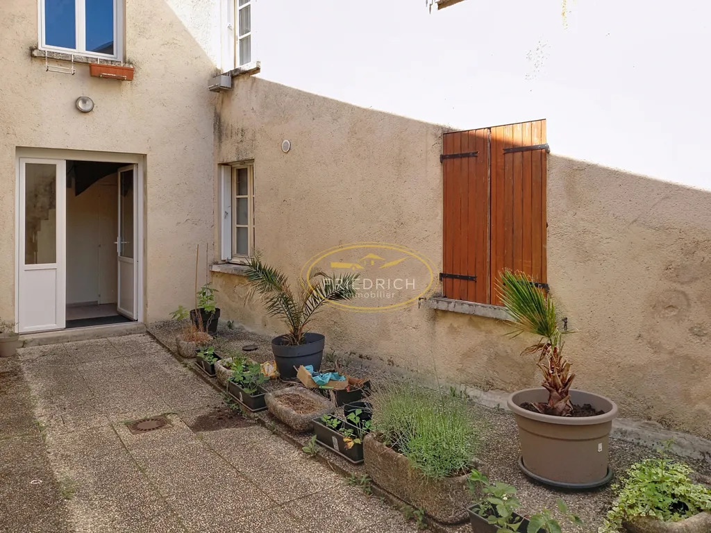 Giardino - Apartment in Renaissance Quarter, City Centre