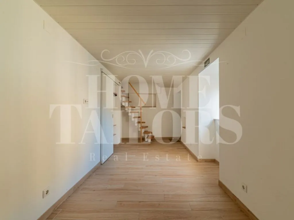 hallway_entrance
