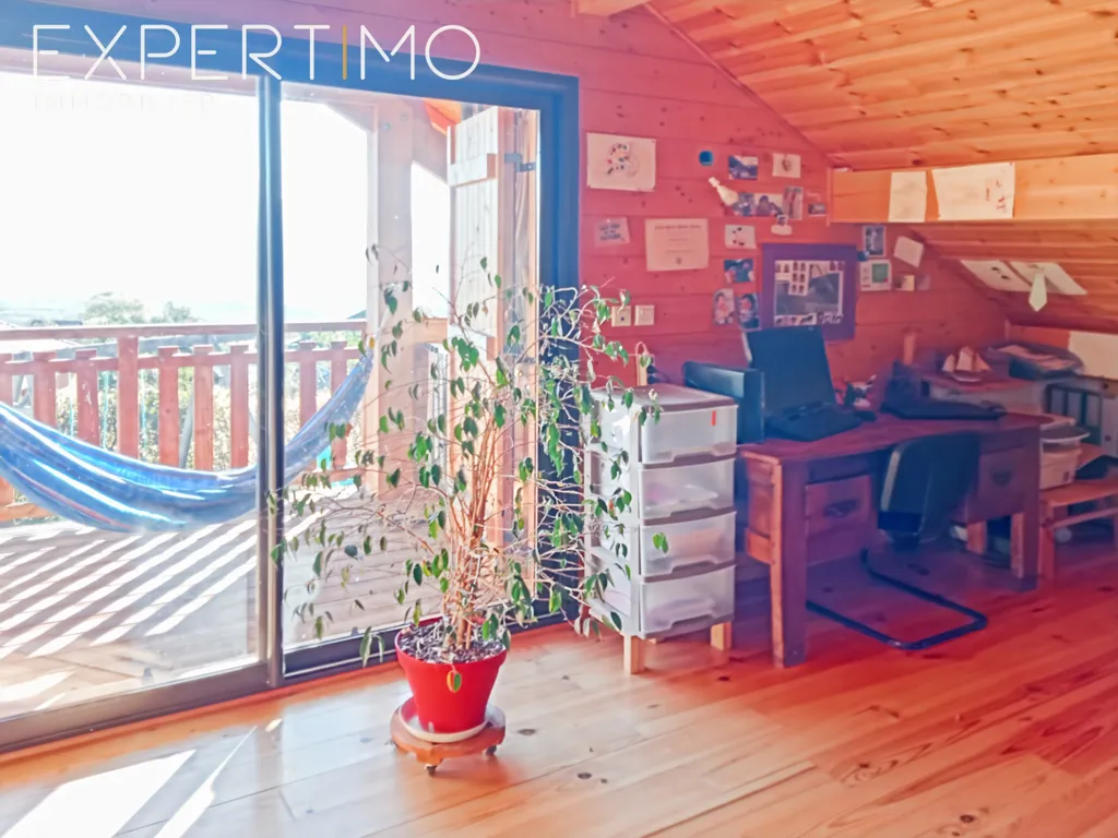 Bureau - Chalet avec Vue Dominante sur les Montagnes près de Gap