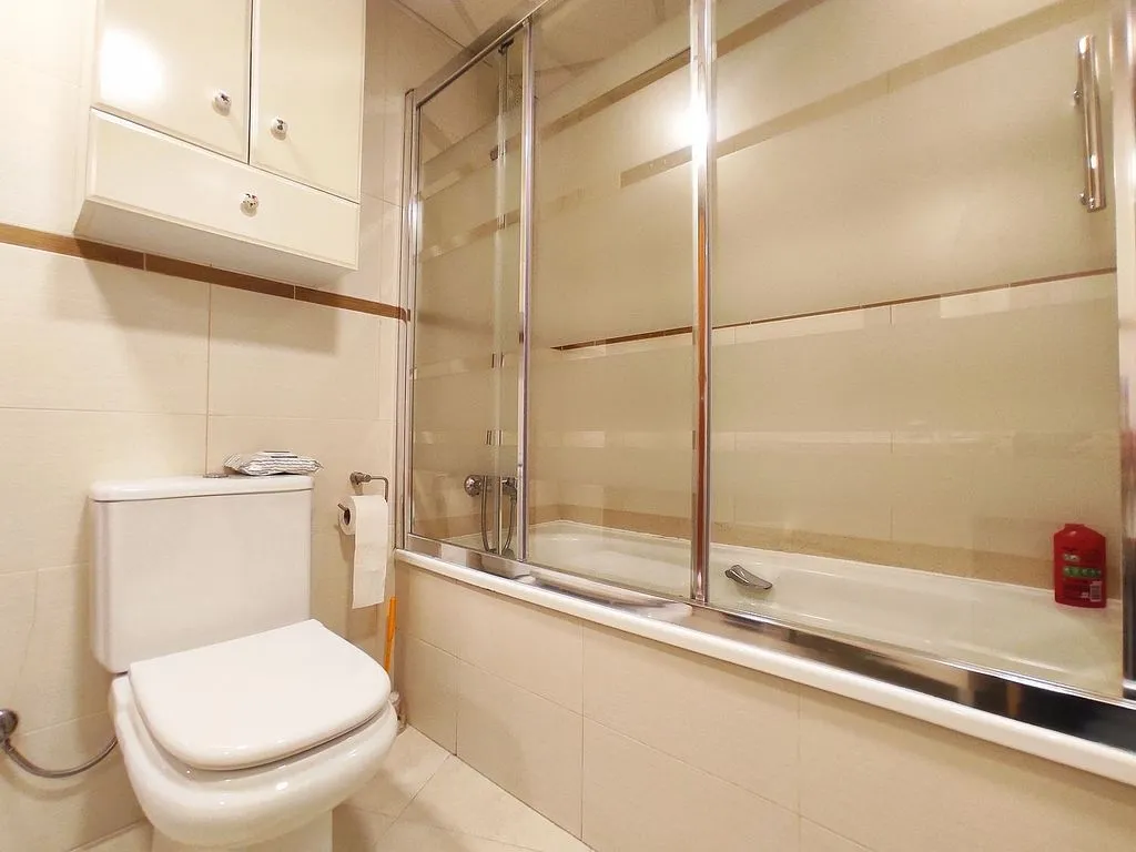 Vannitoad - Apartment with Balcony in Blanes Centre