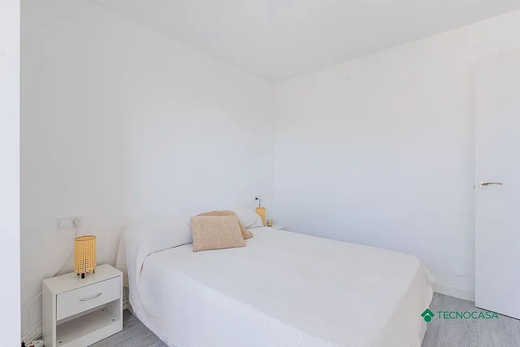 Magamistoad - Modernised Apartment with Balcony in Aguadulce Sur