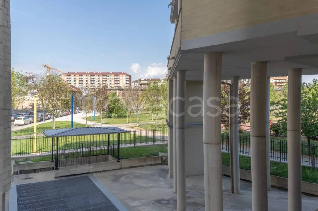 Terrasse - Rear-Facing Apartment with Balcony in Turin
