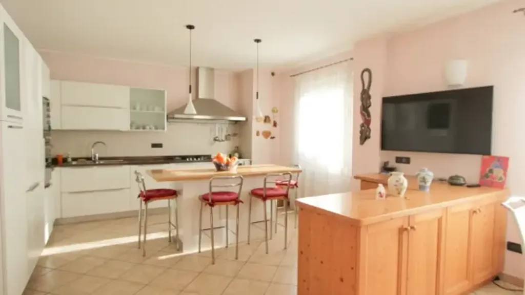 Köök - Ristrutturated Villa with Private Garden in Trento