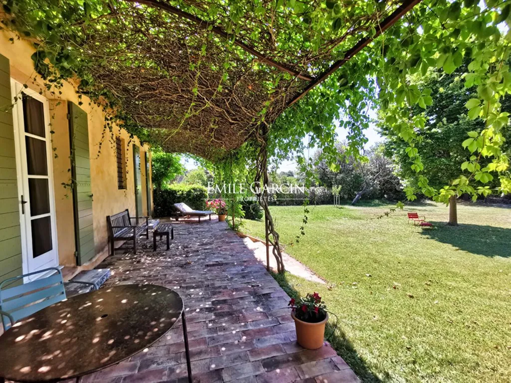 Terrass - Provençal Bastide with Pool near Aix-en-Provence