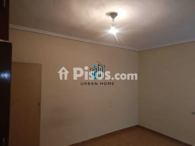 Toad - Apartment with Terrace in San Claudio, León