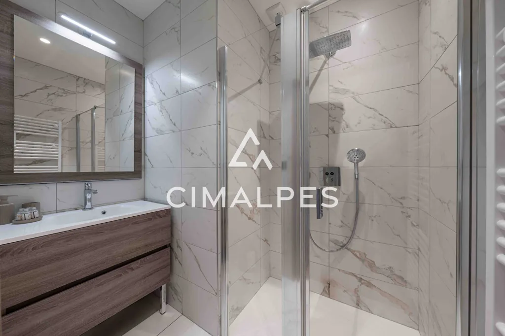 Salles de bain - Appartement de Prestige avec Vue sur les Sommets