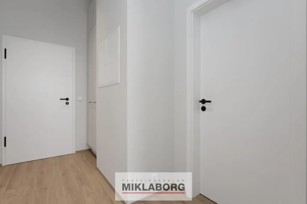 Ingresso - New Flat with Balcony in Hafnarbraut