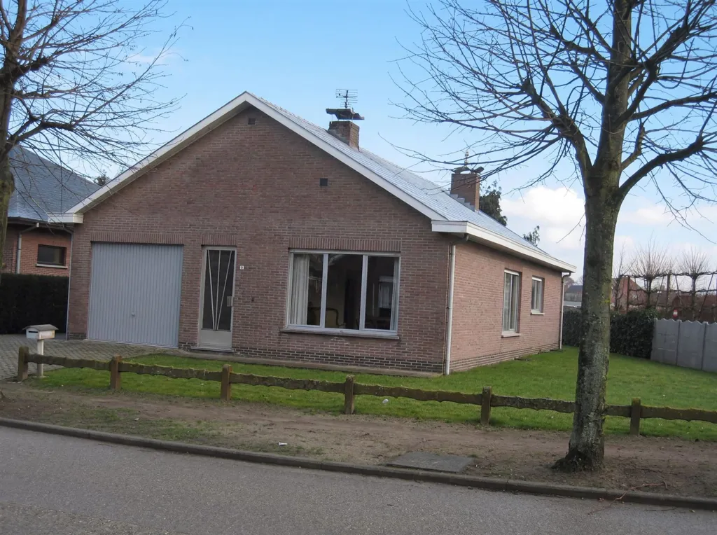 3 magamistoaga maja asukohas Noorderwijk