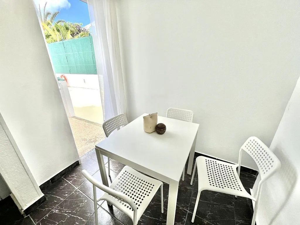 Salle à manger - 1-Bedroom Apartment with Pool in San Agustín