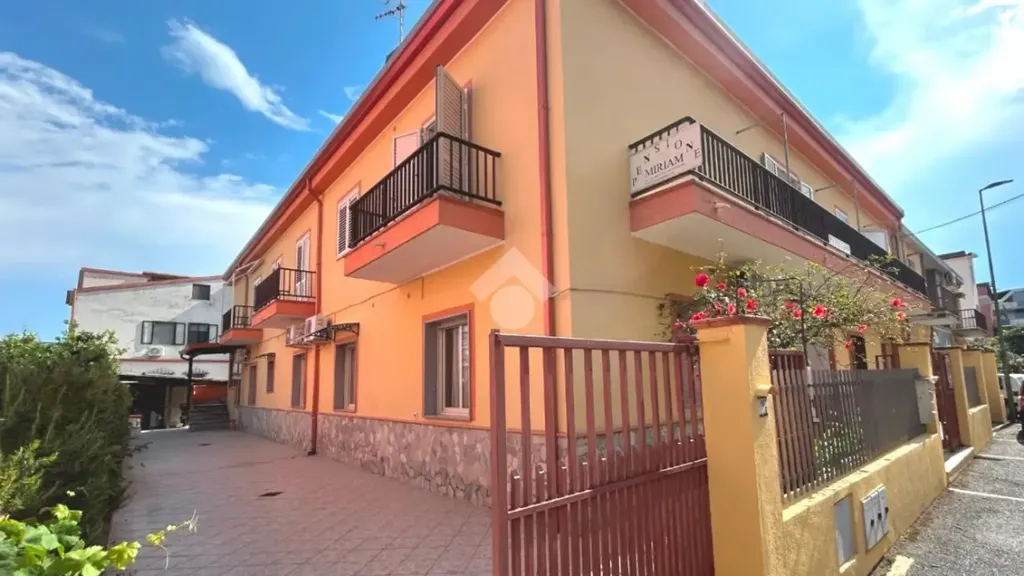 Esterno - Villa with Beach Proximity in Scalea