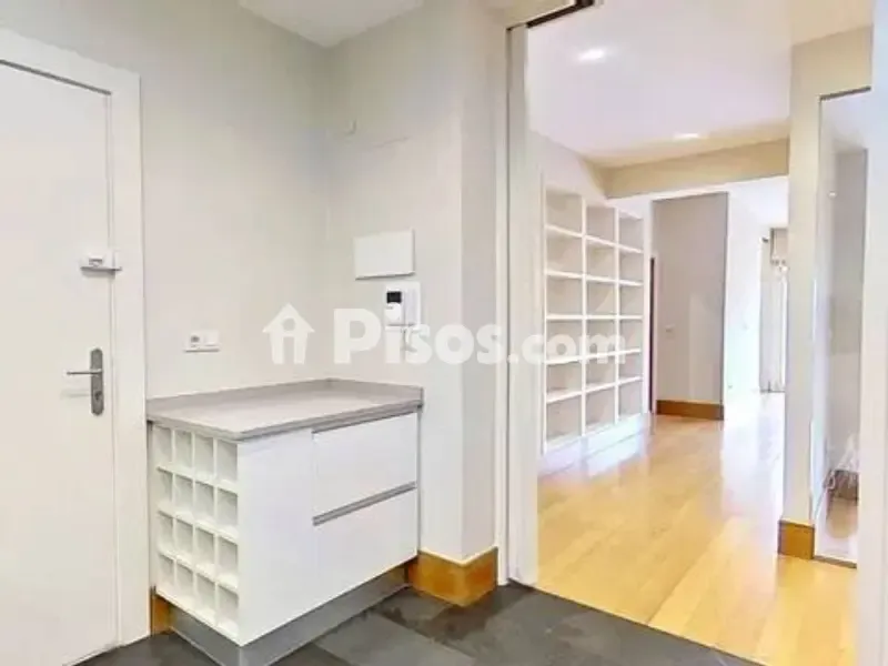 Esik - Luxury Flat with Park Views in Indautxu