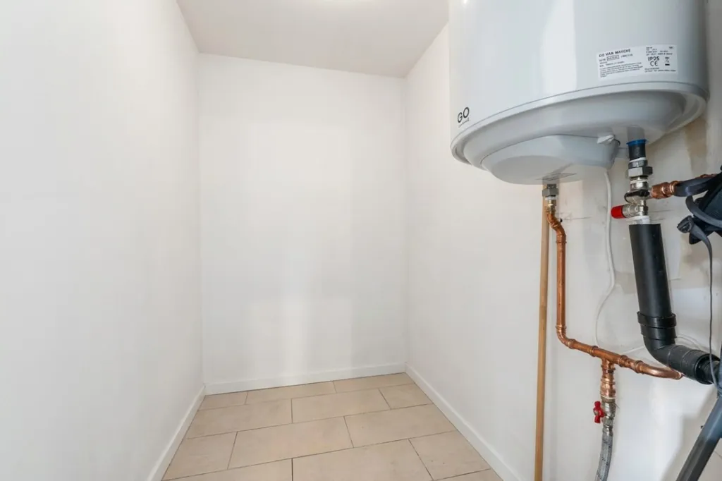 Pesuköök - Move-in Ready Apartment in Central Hamme
