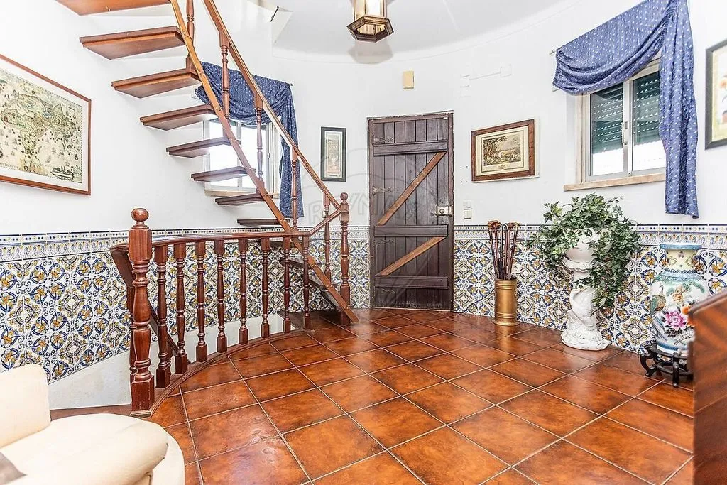 Toad - Luxury Villa with Sea View in Sesimbra