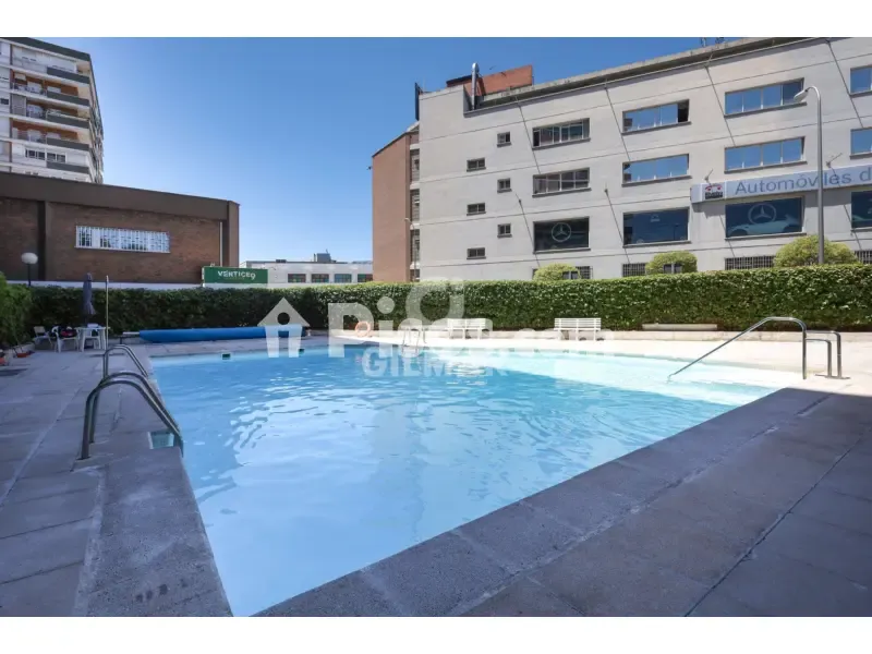 Bassein - Apartment with Skyline Views in Arganzuela