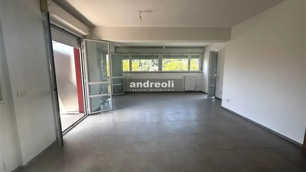 Appartement 4 pièces à IT