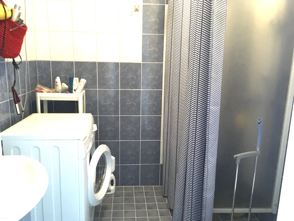 Salles de bain - Modernised Studio Flat in Tampere City Centre