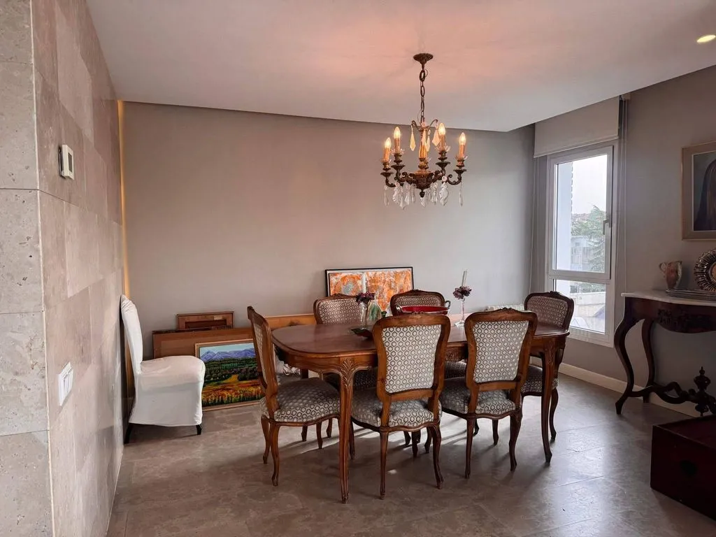 Dining Room - Luxury Flat with Pool on Arroyofresno Street, Madrid