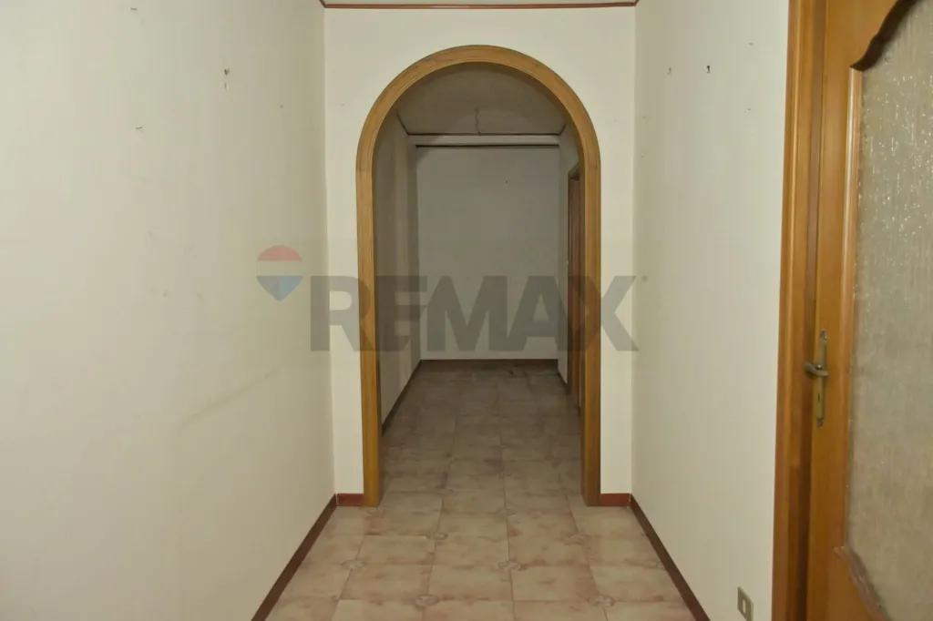 Esik - Apartment with Balcony in Catania Centre