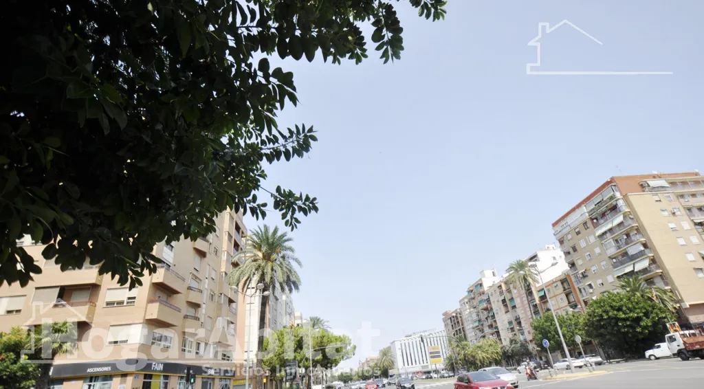 Välivaade - Spacious Apartment with Balcony in Malilla, Valencia