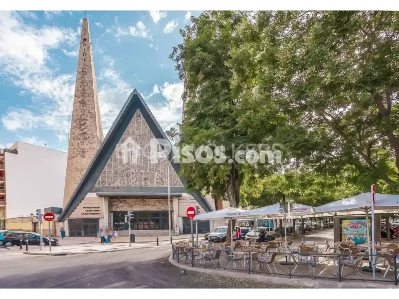 Modern Flat with Park Proximity in Retiro