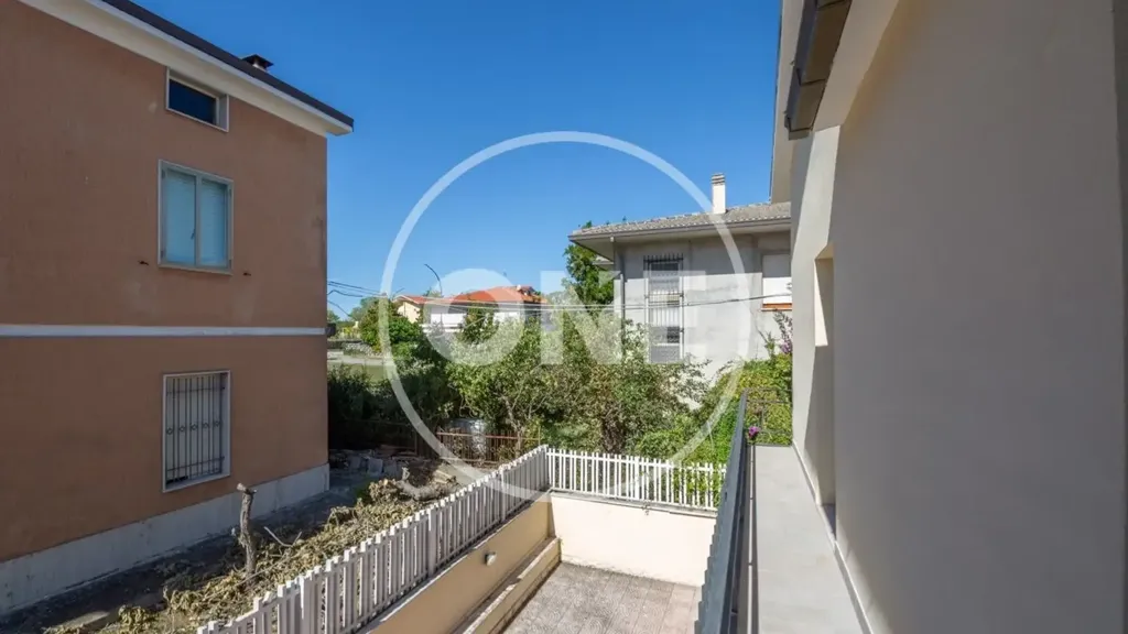 Terrass - Rustic Villa with Private Garden in Filetto